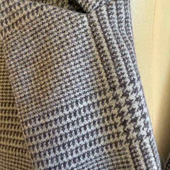 Banana Republic Double Breasted Houndstooth Jacket, Size 2 - Picture 5 of 9